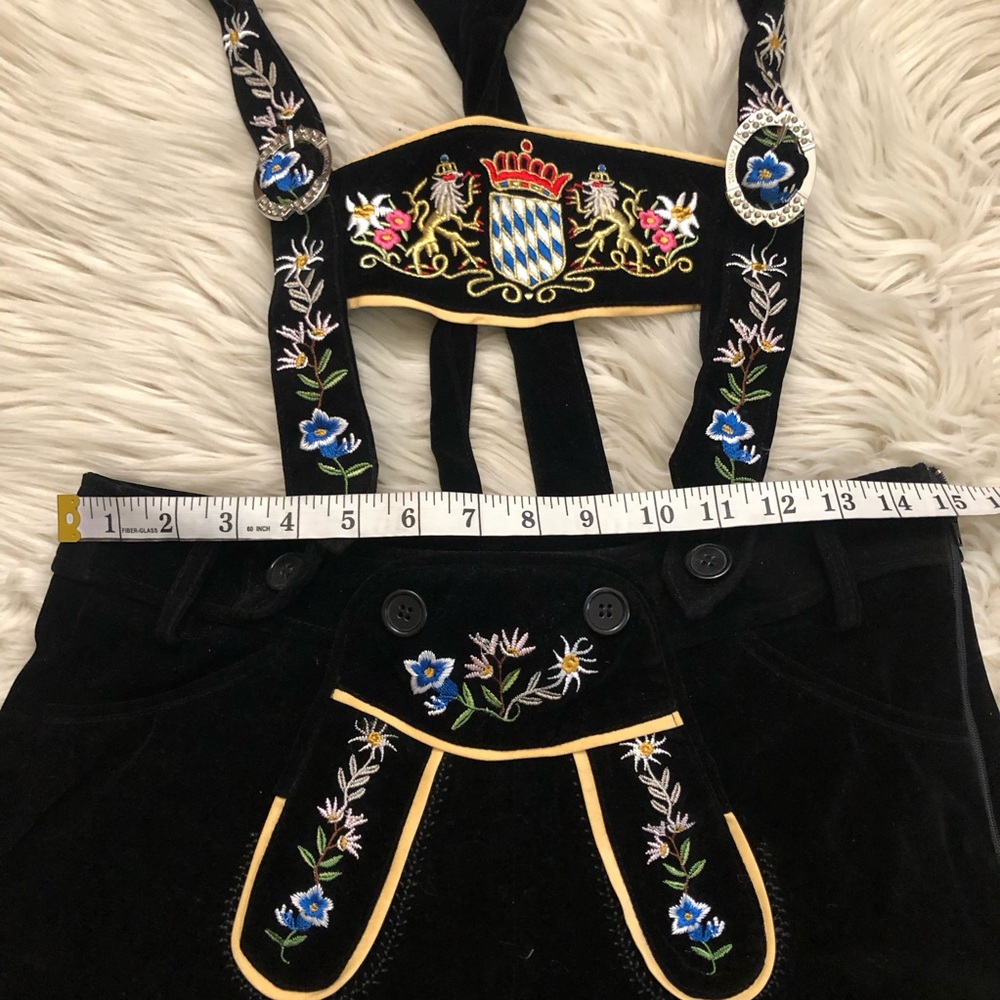 German Bavarian Lederhosen Oktoberfest Halloween Costume Black Velvet Romper M - Picture 11 of 13